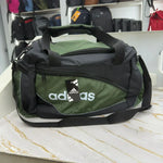 GUAYERA DEPORTIVA ADIDAS 45 X35CM PEQ - UrbanMix